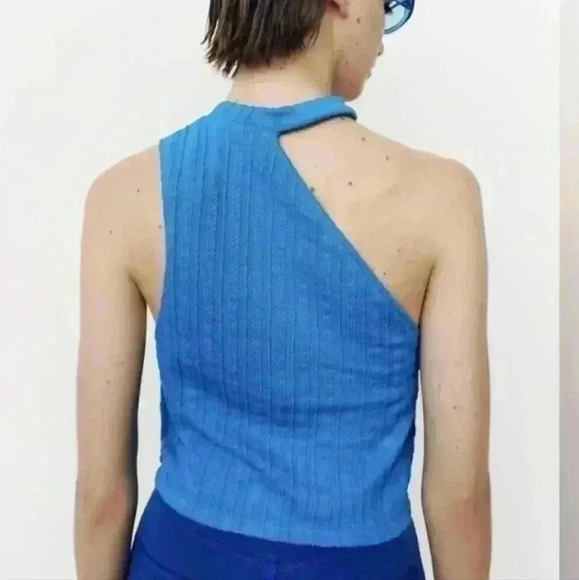🌴2/$25🌴ZARA | Women's Blue Cable Knit Cut Out Sleeveless Tank Top - Picture 2 of 5
